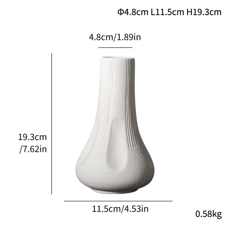 FI5F8UA813_5.jpg